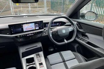Vauxhall Grandland Electric 73kWh GS SUV 5dr Electric Auto (213 ps)