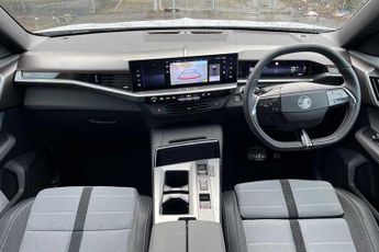 Vauxhall Grandland Electric 73kWh GS SUV 5dr Electric Auto (213 ps)
