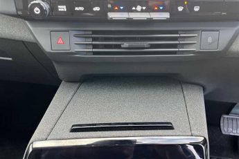 Vauxhall Grandland Electric 73kWh GS SUV 5dr Electric Auto (213 ps)
