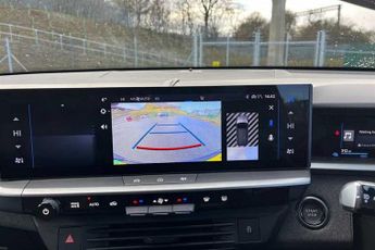 Vauxhall Grandland Electric 73kWh GS SUV 5dr Electric Auto (213 ps)