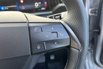 Vauxhall Grandland Electric 73kWh GS SUV 5dr Electric Auto (213 ps)