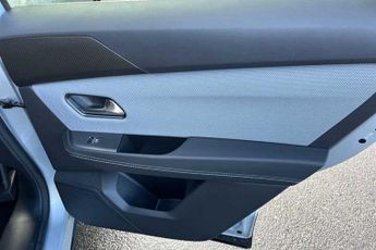Vauxhall Grandland Electric 73kWh GS SUV 5dr Electric Auto (213 ps)