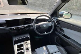 Vauxhall Grandland Electric 73kWh GS SUV 5dr Electric Auto (213 ps)