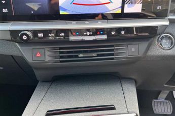 Vauxhall Grandland Electric 73kWh GS SUV 5dr Electric Auto (213 ps)