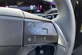 Vauxhall Grandland Electric 73 kWh (213 PS) Ultimate 5 Door Electric SUV Automatic