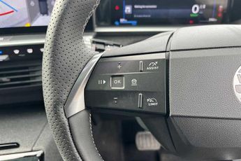 Vauxhall Grandland Electric 73kWh Ultimate SUV 5dr Electric Auto (213 ps)