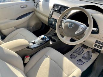 Nissan Leaf 24kWh 5dr Automatic