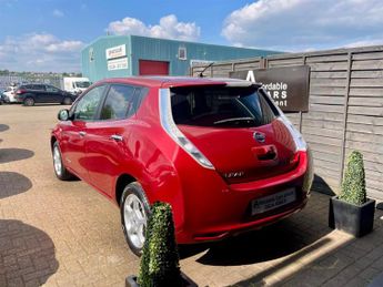 Nissan Leaf 24kWh 5dr Automatic