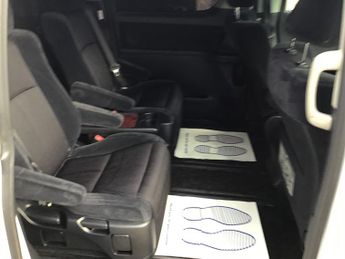 Toyota Vellfire TOYOTA VELLFIRE Z AUTO WHITE 2.4L 7SEAT ULEZ 10-60 FRESH IMPORT 