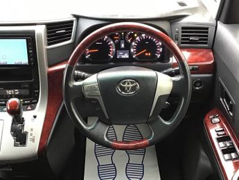 Toyota Vellfire TOYOTA VELLFIRE Z AUTO WHITE 2.4L 7SEAT ULEZ 10-60 FRESH IMPORT 