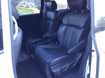 Nissan Elgrand NISSAN ELGRAND HIGHWAYSTAR 2.5,13-13 ULEZ, 7 SEATS, FRESH IMPORT