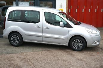 Peugeot Partner E-HDI TEPEE S Automatic Disabled Wheelchair Passenger Upfront WA