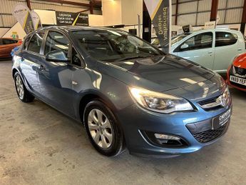 Vauxhall Astra 1.6 DESIGN SPEC-SH-PETROL-BLUE-PERFECT FAMILY CAR-DRIVES LOVELY-