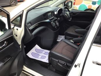 Nissan Elgrand NISSAN ELGRAND HIGHWAYSTAR 4X4 AUTO 3.5, ULEZ, 10-60, 7 SEAT, FR