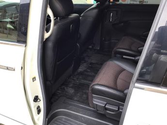 Nissan Elgrand NISSAN ELGRAND HIGHWAYSTAR 4X4 AUTO 3.5, ULEZ, 10-60, 7 SEAT, FR