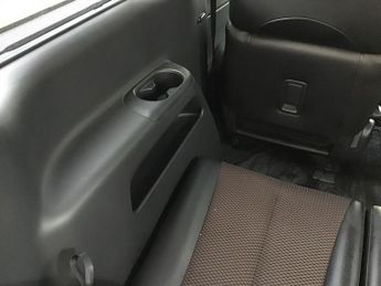 Nissan Elgrand NISSAN ELGRAND HIGHWAYSTAR 4X4 AUTO 3.5, ULEZ, 10-60, 7 SEAT, FR