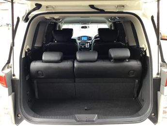 Nissan Elgrand NISSAN ELGRAND HIGHWAYSTAR 4X4 AUTO 3.5, ULEZ, 10-60, 7 SEAT, FR