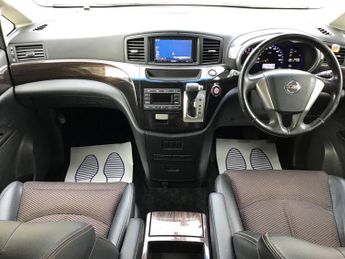 Nissan Elgrand NISSAN ELGRAND HIGHWAYSTAR 4X4 AUTO 3.5, ULEZ, 10-60, 7 SEAT, FR