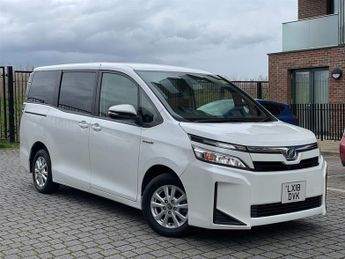 Toyota Voxy Hybrid Cruise 1.8L 7 seats 5 door