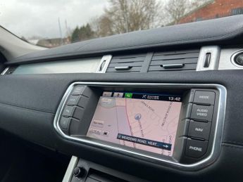 Land Rover Range Rover Evoque 2.2 SD4 PURE TECH 5d 190 BHP 273.55PM WITH ONLY 495 DEPOSIT