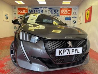 Peugeot 208 PURETECH GT S/S( SAT NAV & REVERSING CAMERA) FREE MOT'S AS LONG 