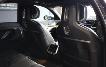 BMW i7 XDRIVE60 M SPORT PRO