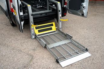 Renault Master SL28 BUSINESS ENERGY DCI Automatic Disabled Wheelchair Accessibl