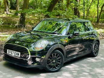 MINI Hatch 1.5 Cooper Hatchback 3dr Petrol Auto Euro 6 (s/s) (136 ps)