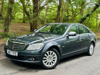 Mercedes C Class 2.1 CDI Elegance Saloon 4dr Diesel Auto Euro 4 (170 ps)