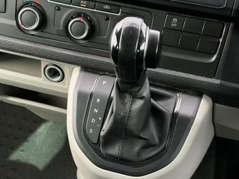 Volkswagen Transporter 2.0 T30 TDI KOMBI HIGHLINE 4MOTION BMT 177 BHP FINANCE AVAILABLE