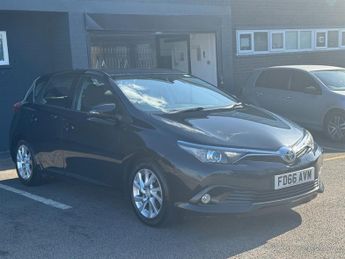 Toyota Auris 1.6 D-4D Business Edition Hatchback 5dr Diesel Manual Euro 6 (s/