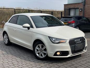 Audi A1 1.4 TFSI CoD S line S Tronic Euro 5 (s/s) 3dr