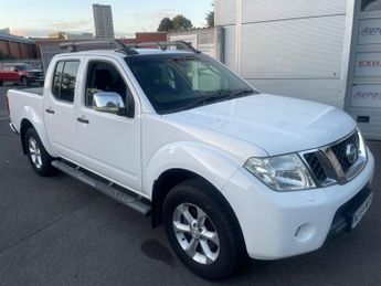 Nissan Navara DCI TEKNA 4X4 SHR DCB