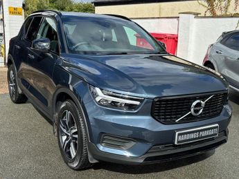 Volvo XC40 T3 R-DESIGN AUTO