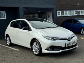 Toyota Auris 1.2 VVT-i Business Edition Hatchback 5dr Petrol Manual Euro 6 (s