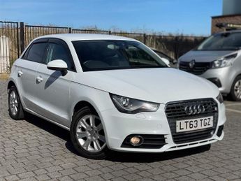 Audi A1 1.4 TFSI CoD S line Sportback S Tronic Euro 5 (s/s) 5dr