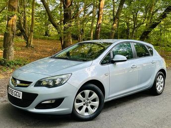 Vauxhall Astra 1.4i Design Hatchback 5dr Petrol Manual Euro 6 (100 ps)