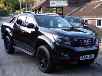 Nissan Navara 2.3 dCi N-Guard Pickup Double Cab 4dr-Sun roof-Wide Arch 20"Blac