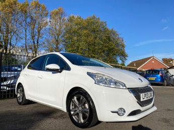 Peugeot 208 1.6 VTi Allure Hatchback 5dr Petrol Auto Euro 5 (120 ps)