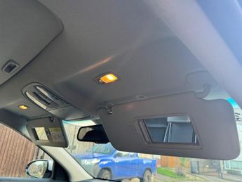 Kia Niro Kia Niro 64kWh 4+ Auto 5dr