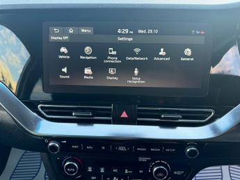 Kia Niro Kia Niro 64kWh 4+ Auto 5dr