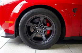 Dodge Challenger SRT Super Stock