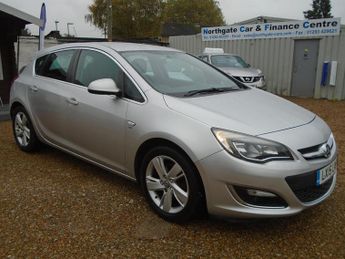 Vauxhall Astra 2.0 CDTi SRi Hatchback 5dr Diesel Auto Euro 5 (165 ps)