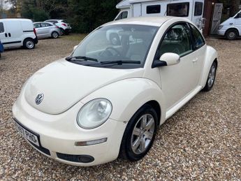 Volkswagen Beetle LUNA 8V