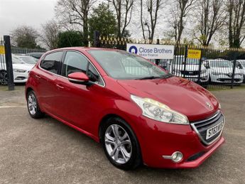 Peugeot 208 1.6 VTi Allure Hatchback 5dr Petrol Auto Euro 5 (120 ps)