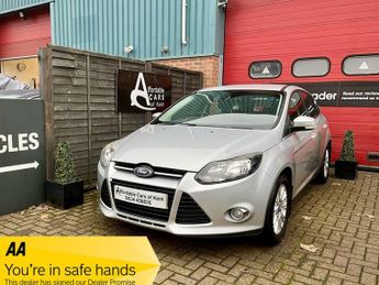 Ford Focus 1.6 TI-VCT Titanium 5dr