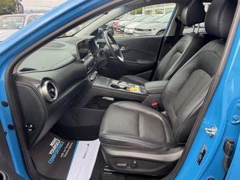 Hyundai Kona 64kWh Ultimate SUV 5dr Electric Auto (10.5kW Charger) (204 ps)