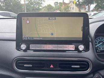 Hyundai Kona 64kWh Ultimate SUV 5dr Electric Auto (10.5kW Charger) (204 ps)