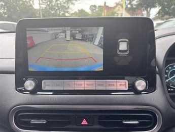 Hyundai Kona 64kWh Ultimate SUV 5dr Electric Auto (10.5kW Charger) (204 ps)