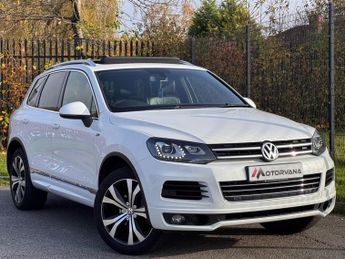 Volkswagen Touareg 3.0 TDI V6 BlueMotion Tech R-Line Tiptronic 4WD Euro 5 (s/s) 5dr